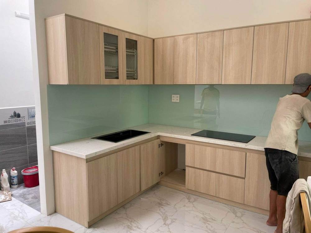 Tủ Bếp Nhôm Sơn Tĩnh Điện