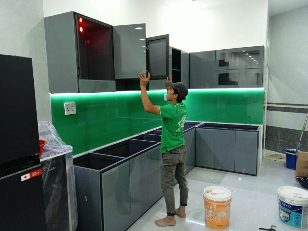 Báo Giá Tủ Bếp Nhôm Kính Giá Tốt  2024