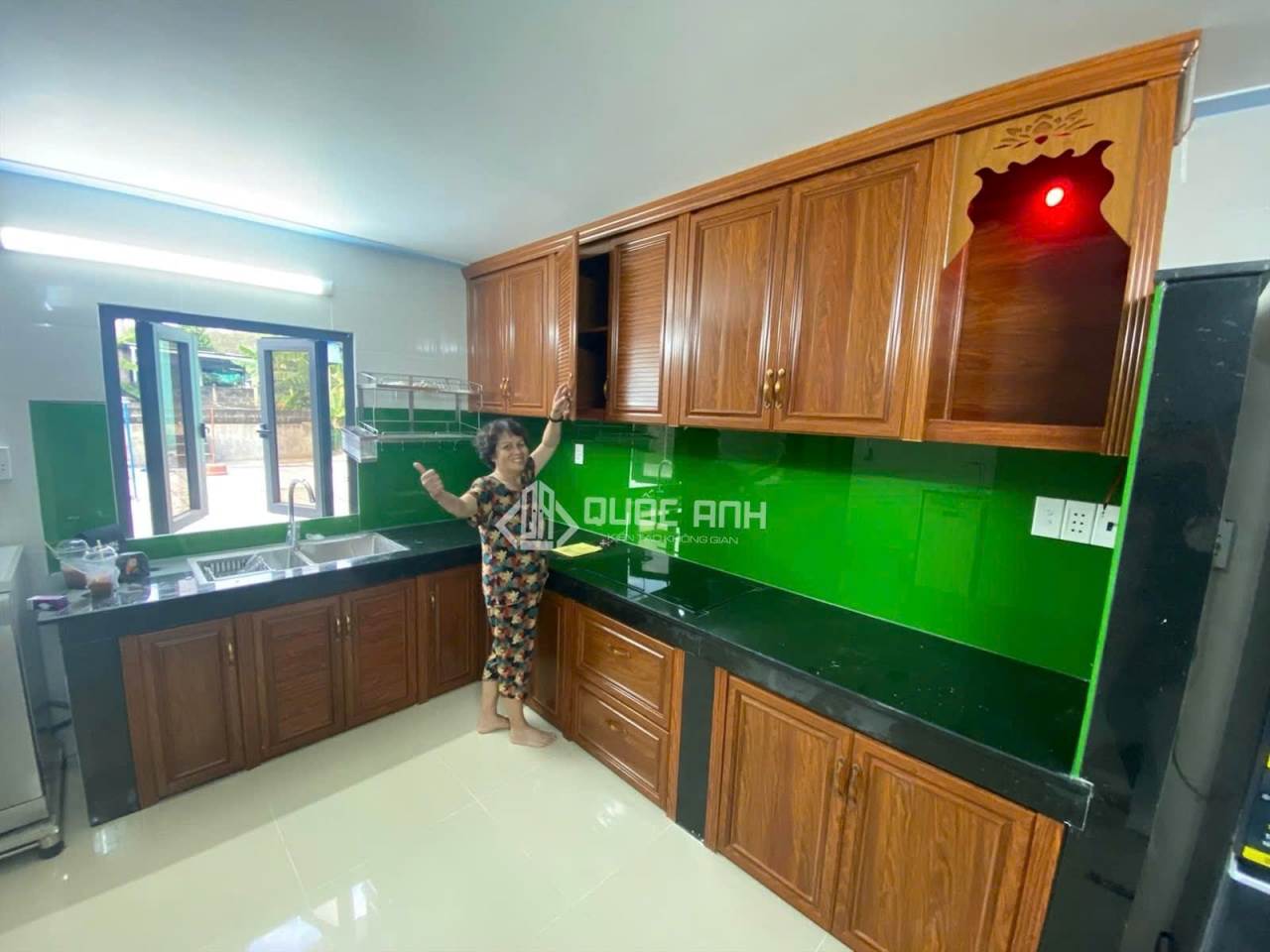 Tủ Bếp Cổ Điển