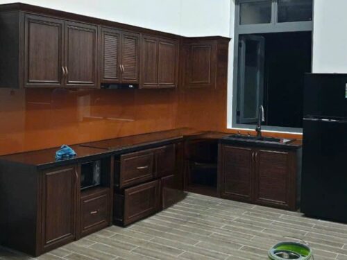 Tủ Bếp Nhôm Vân Gỗ Queen Việt