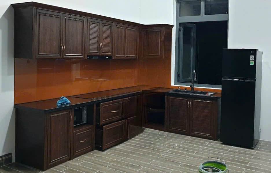 Tủ Bếp Cổ Điển