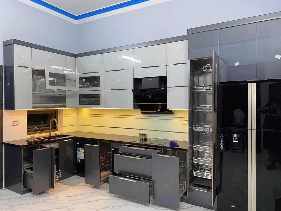 Hệ Nhôm Tay Nắm CNC