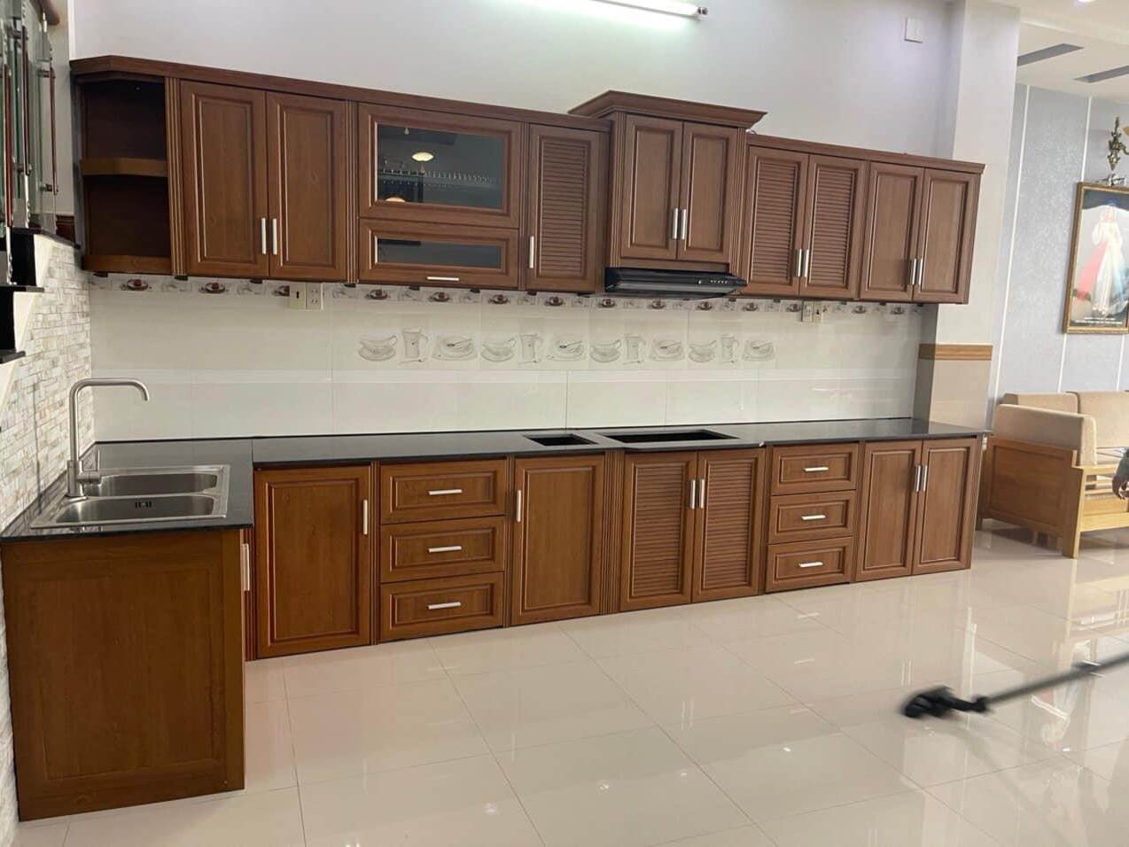 Tủ Bếp Nhôm Vân Gỗ