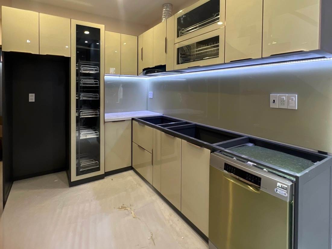 Tủ Bếp Nhôm Lá Ghép 