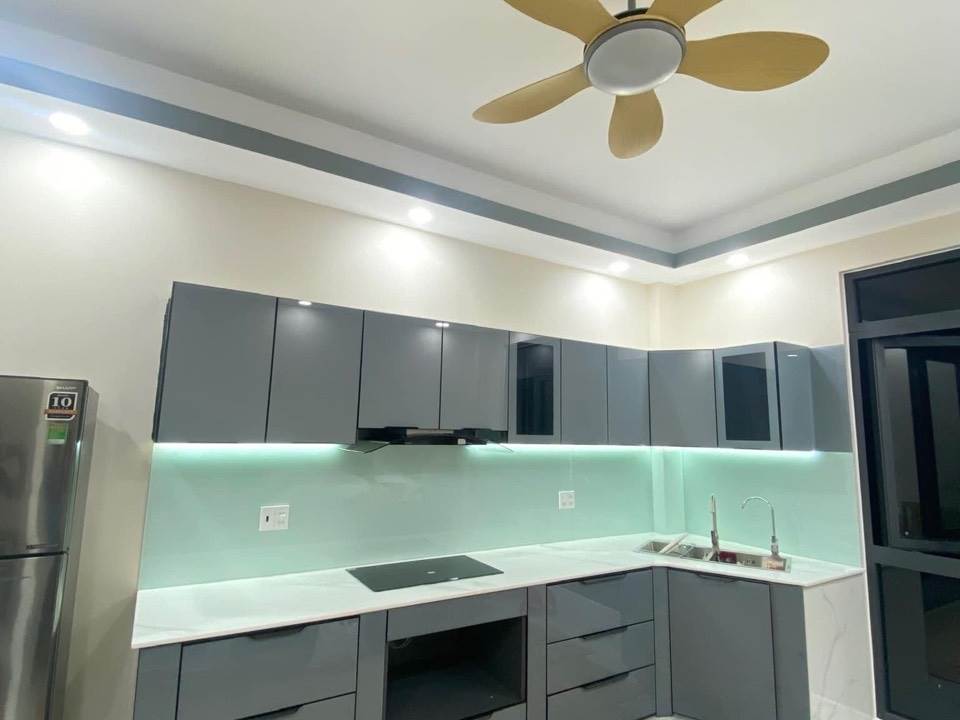 Tủ Bếp Nhôm Kính Cao Cấp