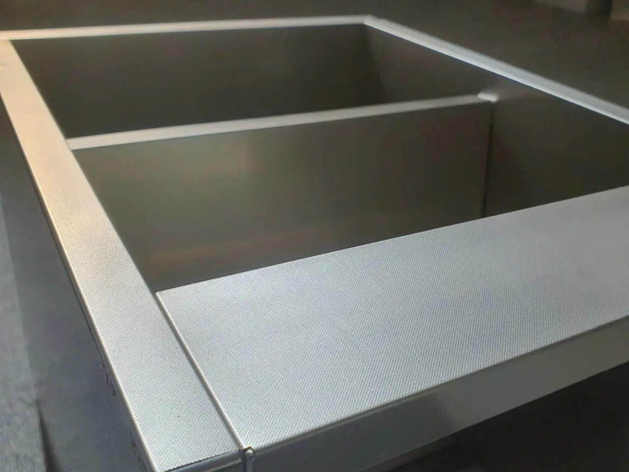 Tủ Bếp Inox Cánh Kính